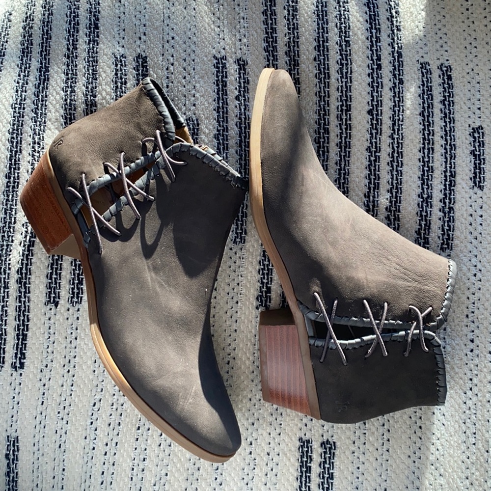NWOT Jack Rogers Booties
